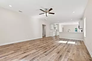 101 Horizon Way, Crestview, FL 32539 - Photo 4