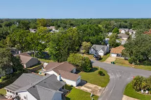 139 Midland Ct, Niceville, FL 32578 - Photo 10