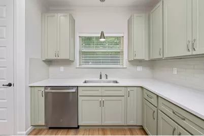 445 E Cobb Avenue, Crestview, FL 32539 - Photo 16