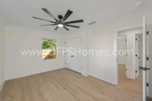 118 NE Oregon Dr, Fort Walton Beach, FL 32548 - Photo 20