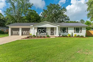 118 NE Oregon Dr, Fort Walton Beach, FL 32548 - Photo 2