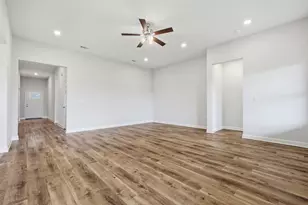 6132 Mildreds Wy, Crestview, FL 32539 - Photo 8