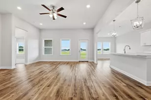 6132 Mildreds Wy, Crestview, FL 32539 - Photo 4