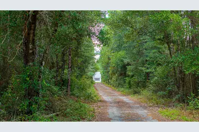 635 Southside Drive, Holt, FL 32564 - Photo 8