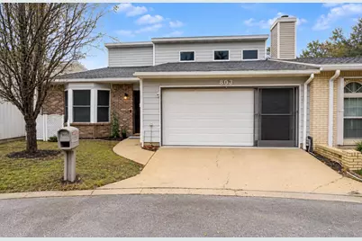 803 Holbrook Circle, Fort Walton Beach, FL 32547 - Photo 1