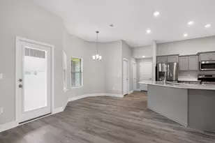 5823 Crestlake Dr, Crestview, FL 32536 - Photo 12