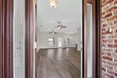 5823 Crestlake Drive, Crestview, FL 32536 - Photo 4