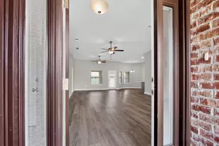 5823 Crestlake Dr, Crestview, FL 32536 - Photo 4