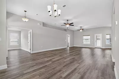 5823 Crestlake Drive, Crestview, FL 32536 - Photo 14