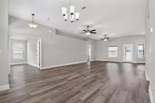 5823 Crestlake Dr, Crestview, FL 32536 - Photo 14