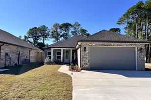 305 Howard St, Niceville, FL 32578 - Photo 2