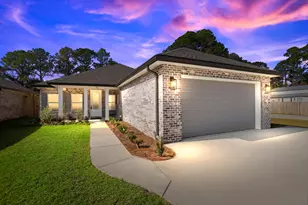 305 Howard St, Niceville, FL 32578 - Photo 1