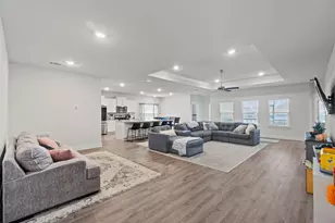 504 Mary Lou Way, Crestview, FL 32539 - Photo 6