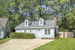 2625 Windsor Ln, Fort Walton Beach, FL 32547 - Photo 2
