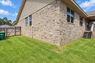 2019 Broad St, Crestview, FL 32536 - Photo 24