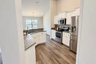 2019 Broad St, Crestview, FL 32536 - Photo 10
