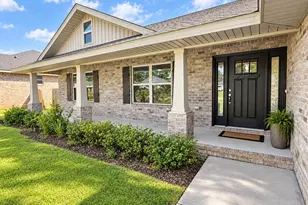2019 Broad St, Crestview, FL 32536 - Photo 1