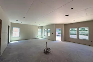 805 S Cedar Ave, Niceville, FL 32578 - Photo 4