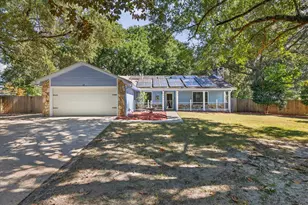 12 Corbin Ct, Niceville, FL 32578 - Photo 2