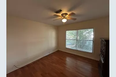 1063 S Wilson Street, Crestview, FL 32536 - Photo 2