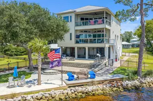 1027 Christy Dr, Niceville, FL 32578 - Photo 10