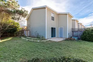 2415 Suwanee Ln, Fort Walton Beach, FL 32547 - Photo 2