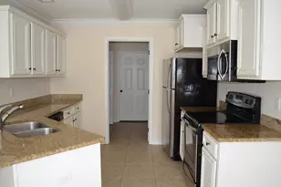 71 10th St, Shalimar, FL 32579 - Photo 6