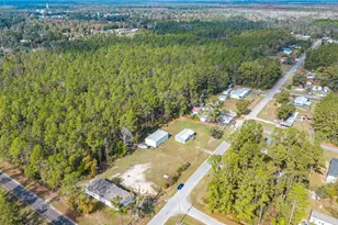 615 Sesame St, Wewahitchka, FL 32465 - Photo 4