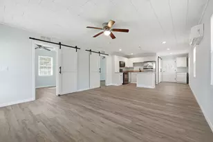 405 Range Line St, Bonifay, FL 32425 - Photo 10
