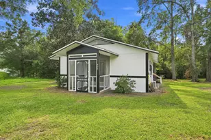 405 Range Line St, Bonifay, FL 32425 - Photo 2