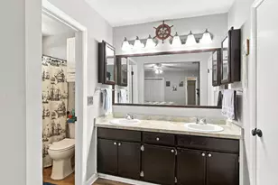 2129 Bellmeade Cir, Navarre, FL 32566 - Photo 24