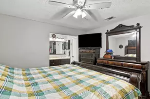 2129 Bellmeade Cir, Navarre, FL 32566 - Photo 20
