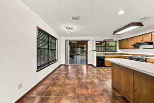 636 Fir Ave, Niceville, FL 32578 - Photo 14