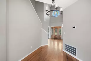 876 The Masters Blvd, Shalimar, FL 32579 - Photo 8