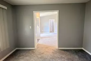 5748 Princeton Dr, Pensacola, FL 32526 - Photo 6