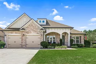 389 Meadow Lake Dr, Freeport, FL 32439 - Photo 1