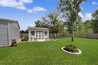 7515 Saddlebrook Avenue, Pace, FL 32571 - Photo 24