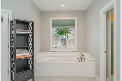 103 Old South Drive, Crestview, FL 32536 - Photo 10