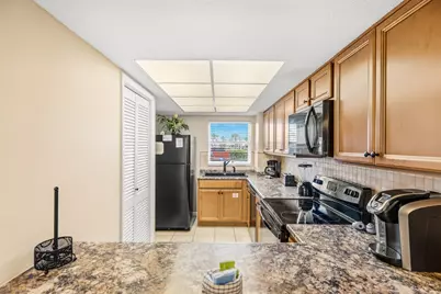 909 Santa Rosa #118, Fort Walton Beach, FL 32548 - Photo 4