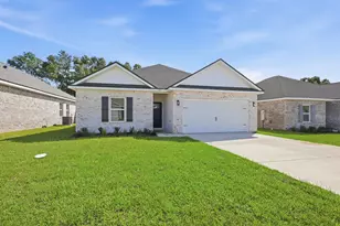 80 Spooner St, Defuniak Springs, FL 32433 - Photo 2