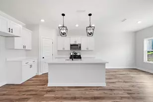 3042 Crittenden Dr, Navarre, FL 32566 - Photo 12