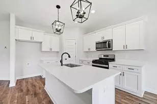 3042 Crittenden Dr, Navarre, FL 32566 - Photo 14