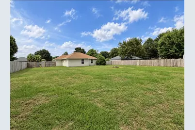 8915 Longmont Way, Milton, FL 32583 - Photo 4