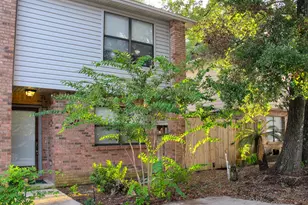 618 Virginia Oak Ct, Fort Walton Beach, FL 32548 - Photo 2