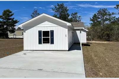 299 E Laurel Lane, Defuniak Springs, FL 32433 - Photo 2