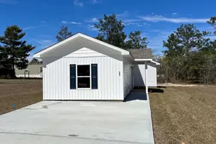 299 E Laurel Ln, Defuniak Springs, FL 32433 - Photo 2