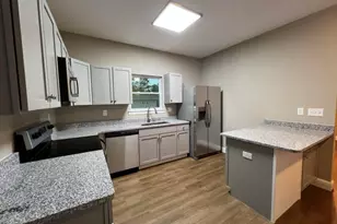 299 E Laurel Ln, Defuniak Springs, FL 32433 - Photo 10