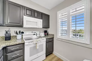 502 Gulf Shore Dr, Destin, FL 32541 - Photo 2