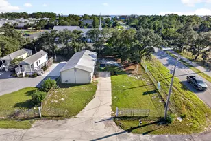 14 Country Club Dr, Santa Rosa Beach, FL 32459 - Photo 20