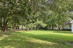 237 SE Brooks St, Fort Walton Beach, FL 32548 - Photo 10